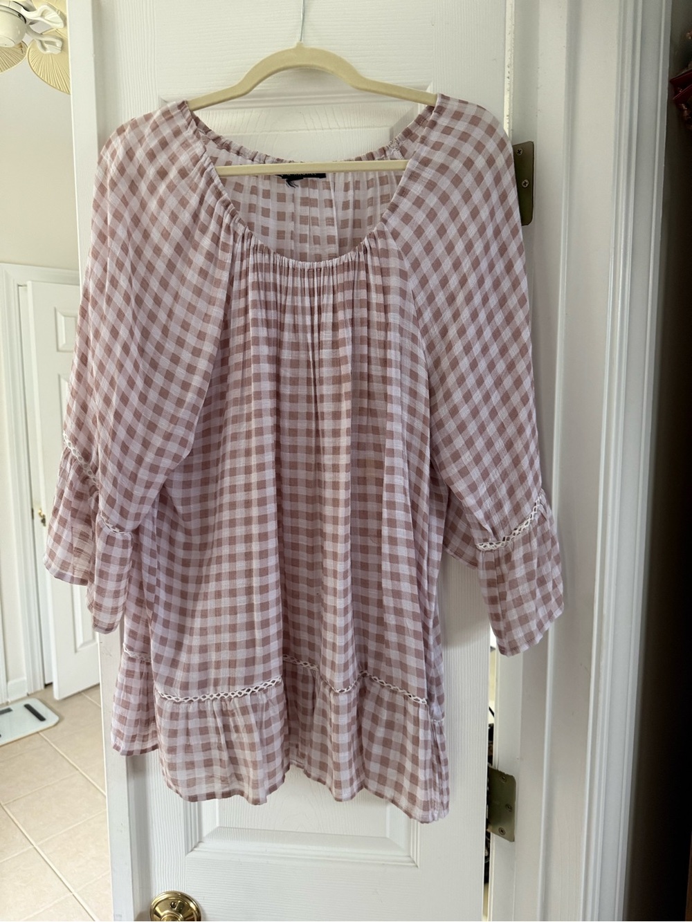 Zac & Rachel tan  and White Gingham Peasant Tunic